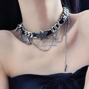 诚寻饰品成品加工厂，能生产各种饰品