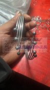 承接各类铁丝饰品碰焊加工