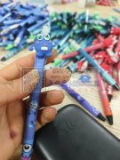 有15万中性笔外发贴标粘胶水苏溪附近