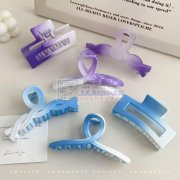 承接饰品发夹头箍喷漆，本厂专业承接饰品发