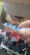 电子报警器焊接每个月10万，可以外发