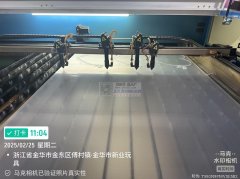 承接亚克力木制产品定制，设计印刷切割一条