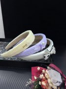 各种皮质饰品布料冲床下料
