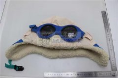 儿童帽子，毎色1300个，包工包料