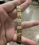 如图，寻找有这个现成模具的工厂，
