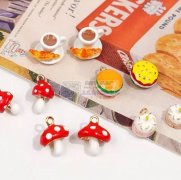 求购图上这类饰品，寻找生产厂家