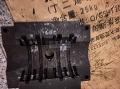 手镯压铸外发，​找有100×140的模架的压铸厂