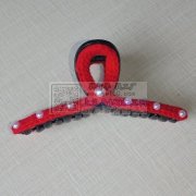为了搬新厂，现在把这些货亏本处理，