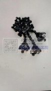 有大量工人承接胸花手工，欢迎老板来电