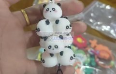 承接PVC软胶工艺品，公仔，冰箱贴，拉头