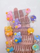 本工厂专业承接滴塑软胶饰品配件