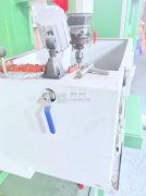 本公司长年模具制作，承接锌合金压铸加工，