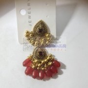 需求图上这五款饰品，寻找工厂，