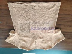 8000件如图服装外发，需要马上上线做，