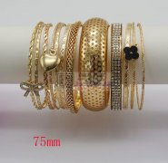 【外贸公司在线寻找】专业做铁饰品开发能力强的 供  应  商