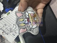 承接各类精工刺绣加工，毛巾平绣混合绣，绳