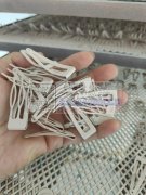 本厂专业承接饰品喷漆加工，亮漆，哑漆，像