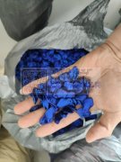 本厂专业承接饰品喷漆加工，亮漆，哑漆，像