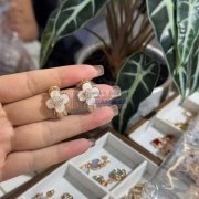 现需寻找如图所示这种精致铜货的工厂