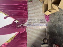 承接各种各样的皮具加工，复合，下料，油边