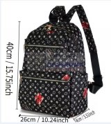 60多名熟练工人做背包斜挎包等常年接订单