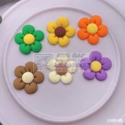 本工厂专业承接各种滴塑皮标，吊牌，拉皮，