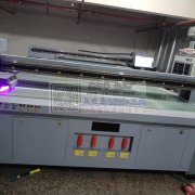 承接高精度uv视觉打印，美甲，亚克力，B