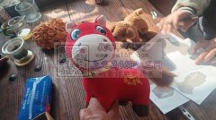 本厂承接毛绒玩具挂件！