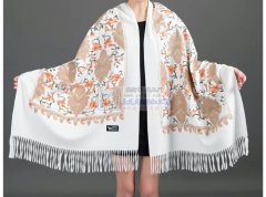 找电脑绣花加工厂，围巾刺绣，双面刺绣，毛