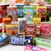 找木头贴纸微缩玩具​工厂，有订单，