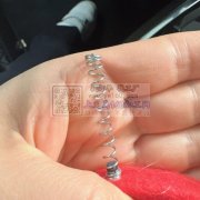 需求图上产品，寻找如图所示这个两款产品工厂，