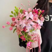 扭扭棒手工花朵成品，欢迎老板来合作<br