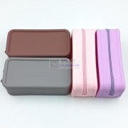 本厂专业生产硅胶文具盒，硅胶笔杆，硅胶挂