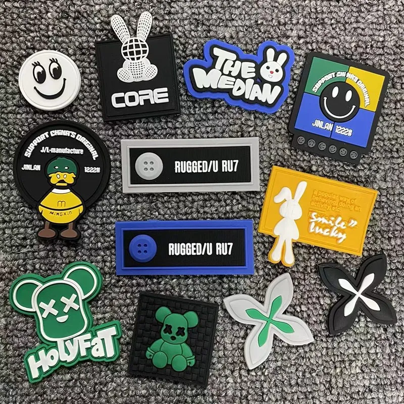 承接各种滴塑标，笔头，挂件，皮条，饰品配