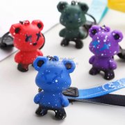 本厂承接pvc公仔挂件，pvc植绒公仔。