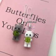 如图所示，寻找做这种植绒挂件的厂家