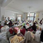 专业毛绒玩具包实力工厂，50人稳定生产线
