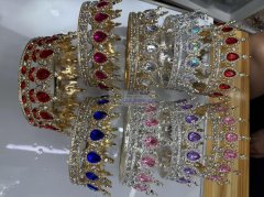 【量大，外贸单​】寻找做塑料皇冠毛配的工厂