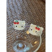 样品如图，寻找做这种小抓夹的厂家，