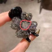 大量采购这两款货上面的 钻饰配​，需要源头厂家