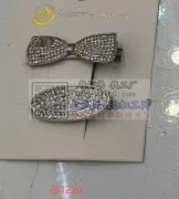如图发饰需要做，寻找压铸工厂，有这些模具