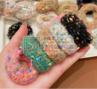 大量需要图上这两款发圈，第一款合计160万，