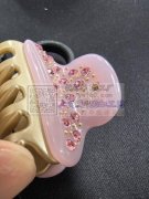 点钻外发加工60万片<br />
<b