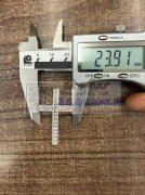 样品如图，寻找这个现成的十字架磨具工厂