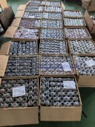 底价卖402缝纫线，都是整箱全新的。柳青