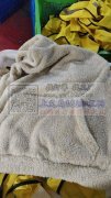 本厂专业加工手套，围裙，宠物衣，枕头套，