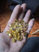 本厂压铸机有88吨、38吨各一台25吨三