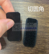 有12000片魔术贴要切圆角 如图