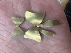 找饰品铜切割加工厂，能切割造型，处理毛刺