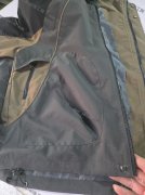 10万冲锋衣外发，寻专业做的服装工厂